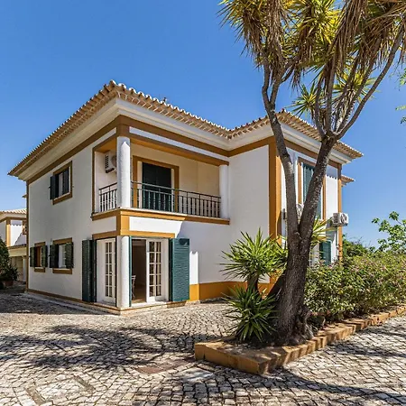 Apartment Cypress